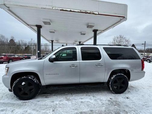 2012 Chevrolet Suburban 1500 LS