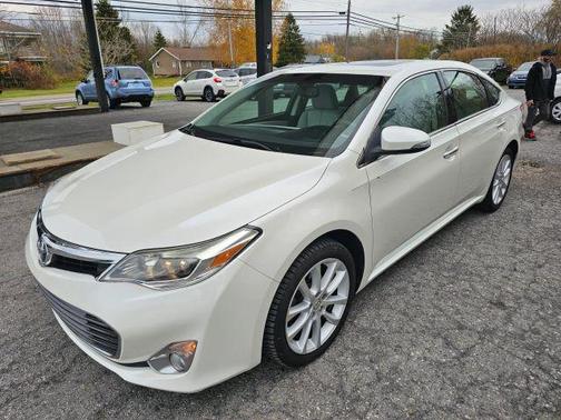 2013 Toyota Avalon XLE