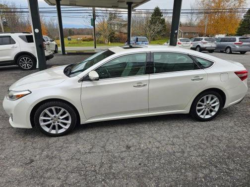 2013 Toyota Avalon XLE