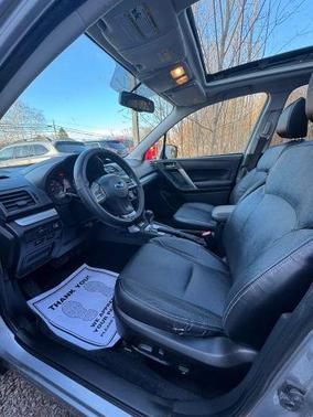 Ice Silver Metallic 2014 Subaru Forester 2.5i Limited