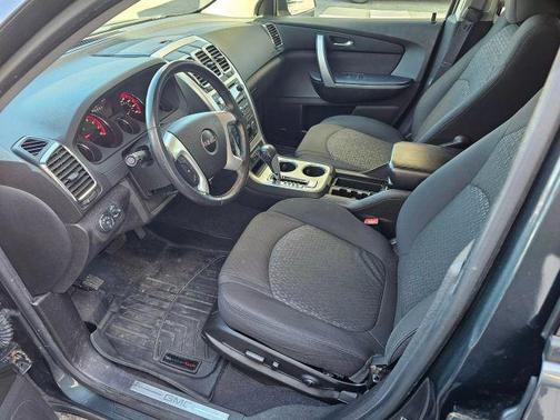 2011 GMC Acadia SLE