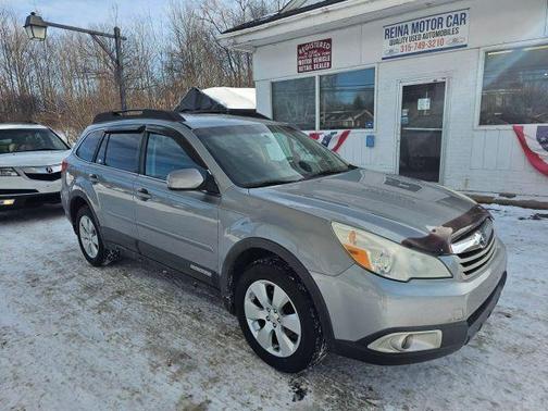 2011 Subaru Outback 2.5i Premium