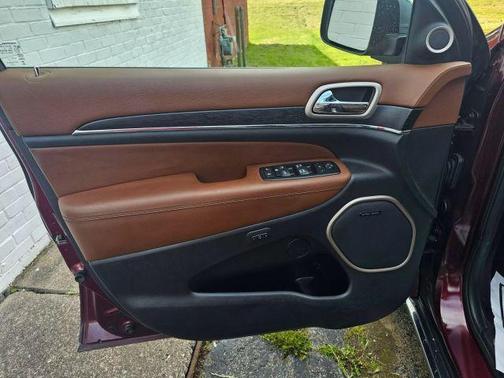 2016 Jeep Grand Cherokee Summit