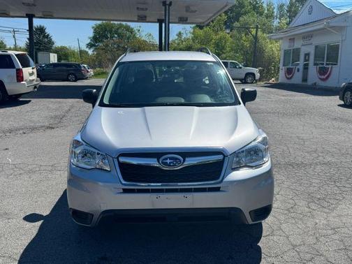 Ice Silver Metallic 2015 Subaru Forester 2.5i
