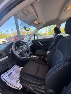 Ice Silver Metallic 2015 Subaru Forester 2.5i