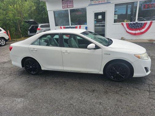2013 Toyota Camry Hybrid LE