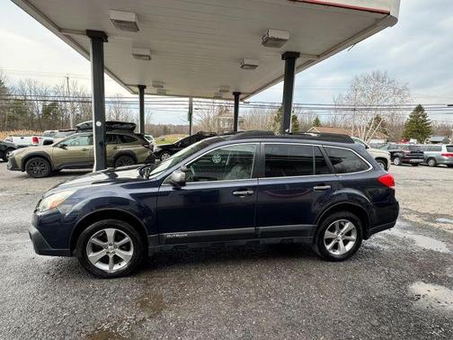Deep Indigo Pearl 2014 Subaru Outback 2.5i Limited