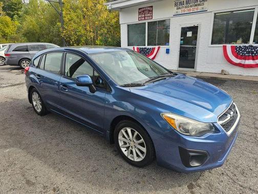 2014 Subaru Impreza 2.0i Premium