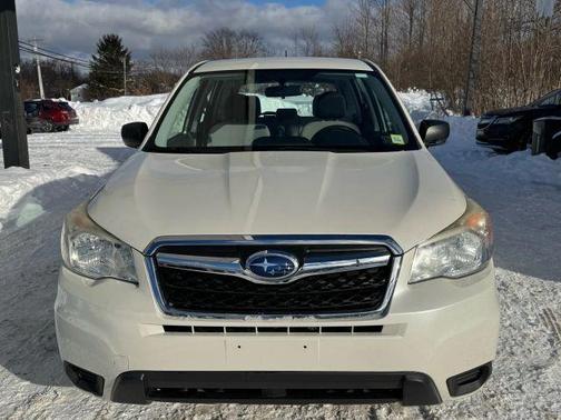 2015 Subaru Forester 2.5i