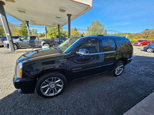 2014 Cadillac Escalade Premium
