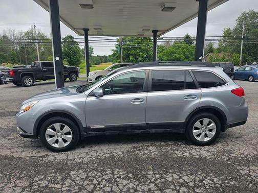 2012 Subaru Outback 2.5i Premium
