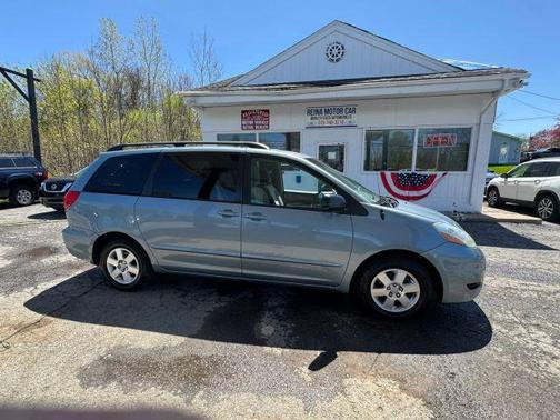 Blue 2010 Toyota Sienna CE
