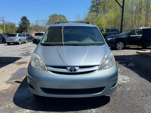 Blue 2010 Toyota Sienna CE