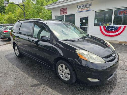 2008 Toyota Sienna XLE