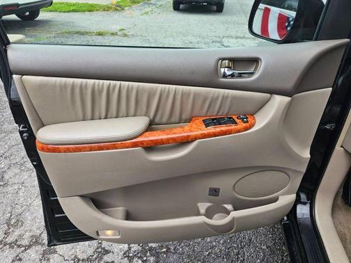 2008 Toyota Sienna XLE