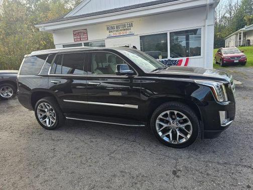 2018 Cadillac Escalade Luxury