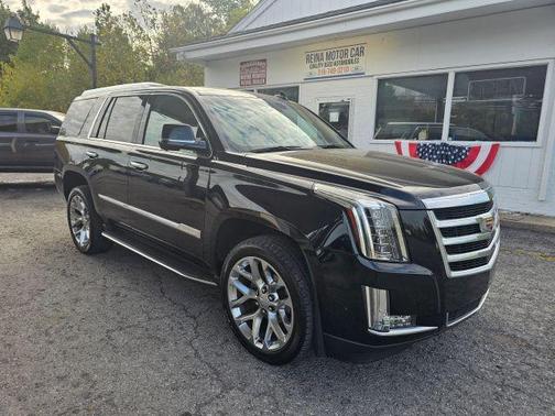 2018 Cadillac Escalade Luxury