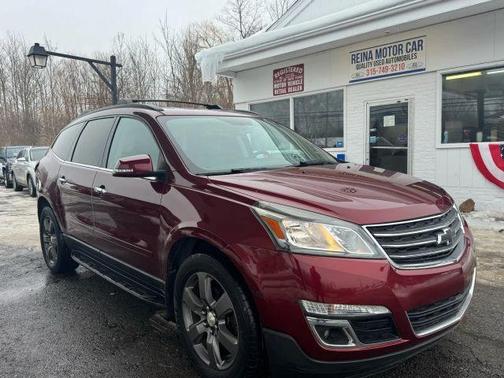 2017 Chevrolet Traverse 2LT