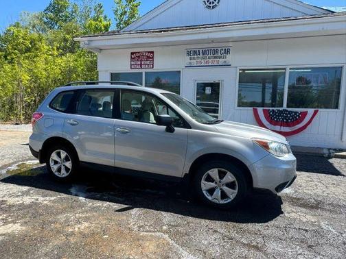 Ice Silver Metallic 2015 Subaru Forester 2.5i
