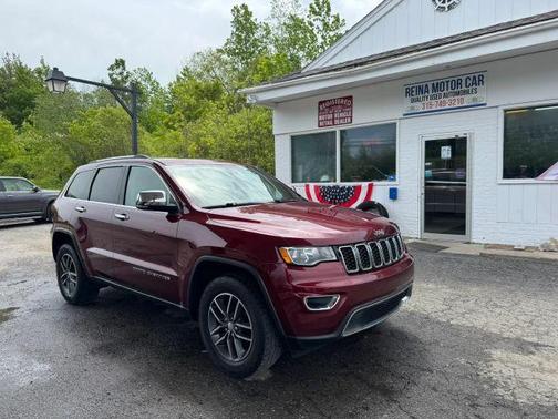 Red 2017 Jeep Grand Cherokee Limited