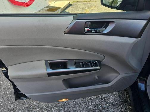 2011 Subaru Forester 2.5X Premium