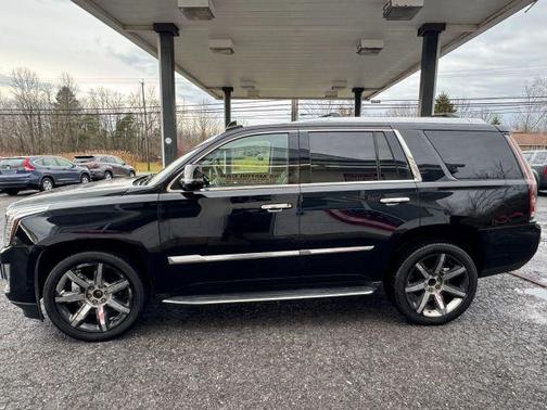 2016 Cadillac Escalade Luxury