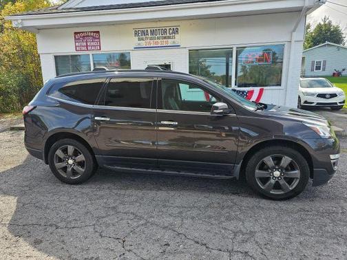 2017 Chevrolet Traverse 2LT