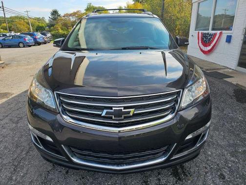 2017 Chevrolet Traverse 2LT
