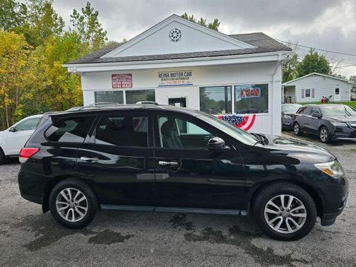 2015 Nissan Pathfinder S