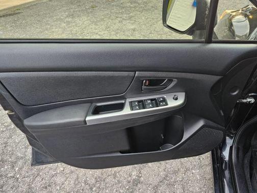 2016 Subaru Impreza 2.0i