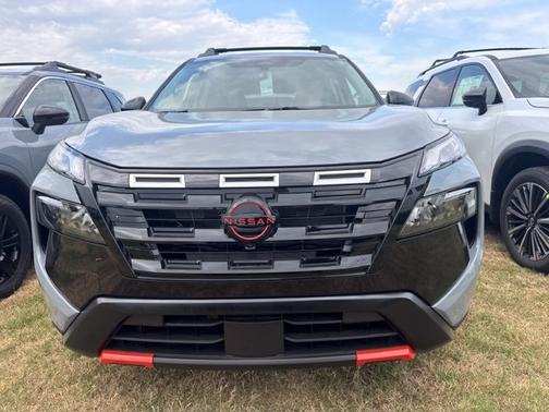 Boulder Gray Pearl 2026 Nissan Rogue Rock Creek