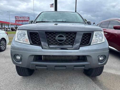 2021 Nissan Frontier SV
