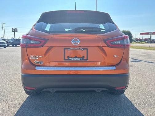 2020 Nissan Rogue Sport SL