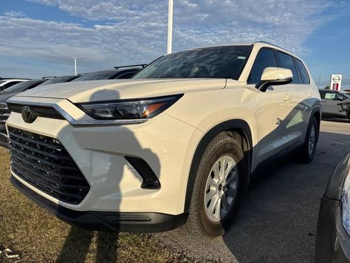 2024 Toyota Grand Highlander XLE