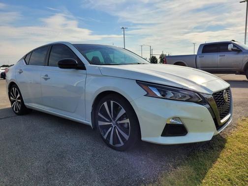 2021 Nissan Altima 2.5 SR