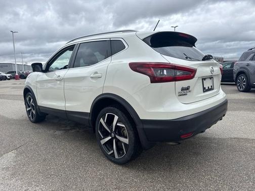 2021 Nissan Rogue Sport SL
