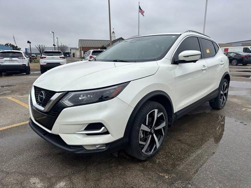 2021 Nissan Rogue Sport SL