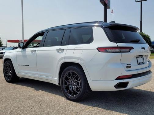 2023 Jeep Grand Cherokee L Summit Reserve