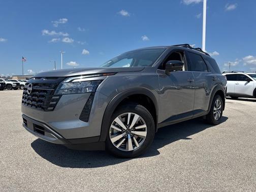 Gun Metallic 2026 Nissan Pathfinder SL