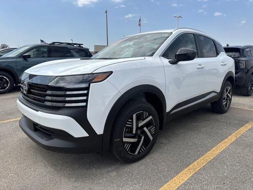 Fresh Powder 2026 Nissan Kicks SV