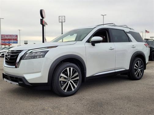 2025 Nissan Pathfinder Platinum