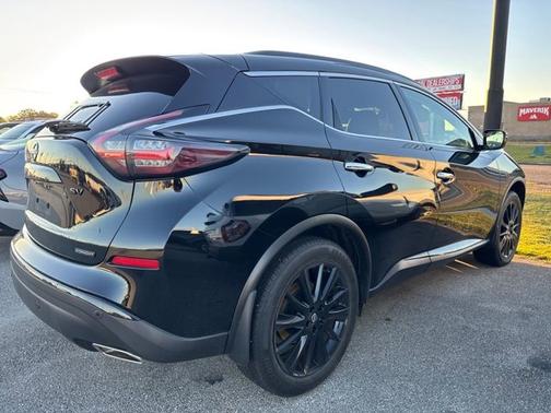 2023 Nissan Murano SV