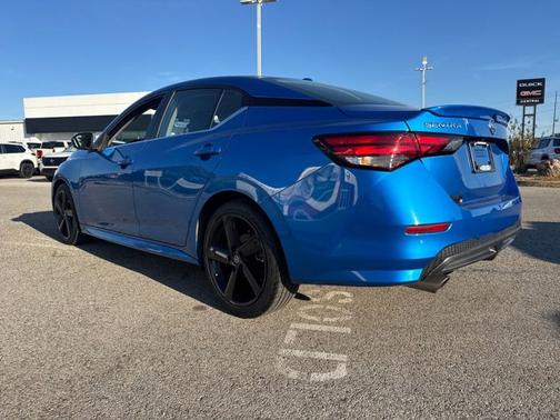 2022 Nissan Sentra SR