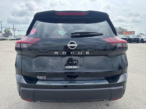 Super Black 2026 Nissan Rogue SV