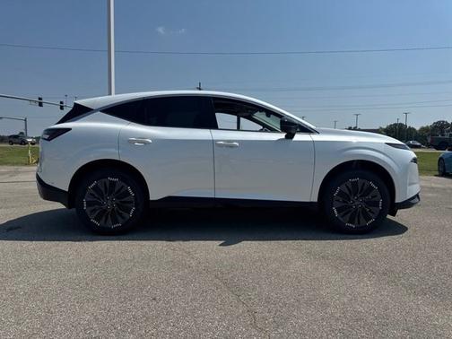 2025 Nissan Murano Platinum