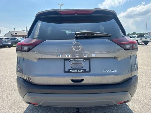 Gun Metallic 2022 Nissan Rogue SV