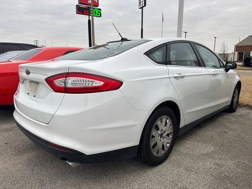 2014 Ford Fusion S