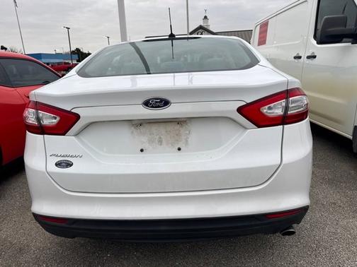 2014 Ford Fusion S