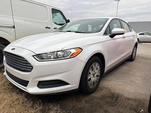 2014 Ford Fusion S