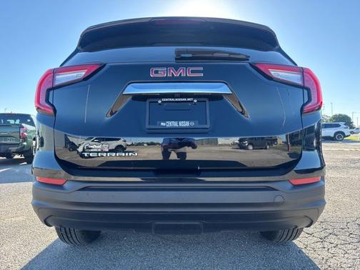 Ebony Twilight Metallic 2023 GMC Terrain SLE